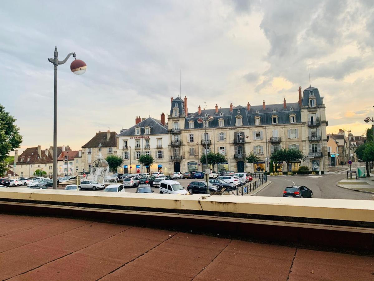 Nos Studios Au Centre Ville A Dole Exteriér fotografie