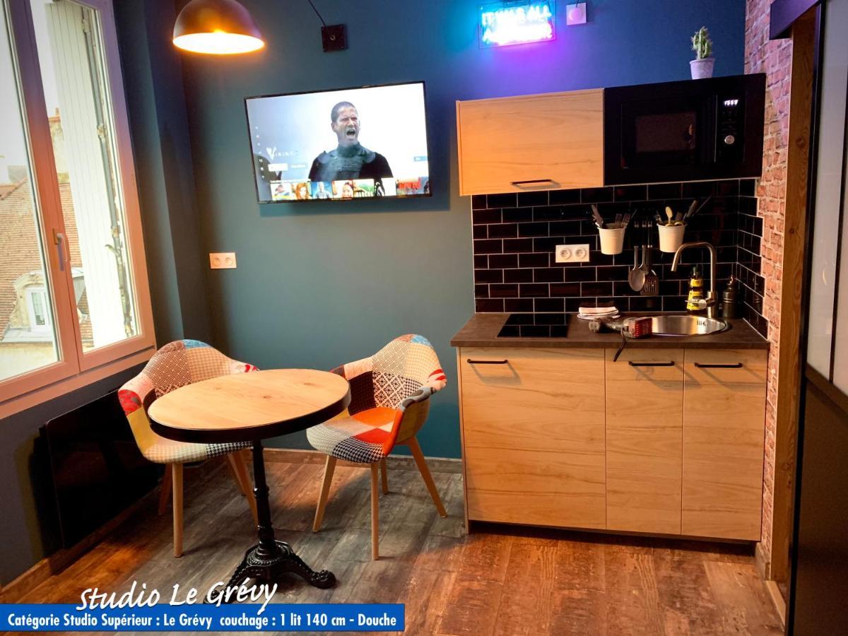Nos Studios Au Centre Ville A Dole Exteriér fotografie